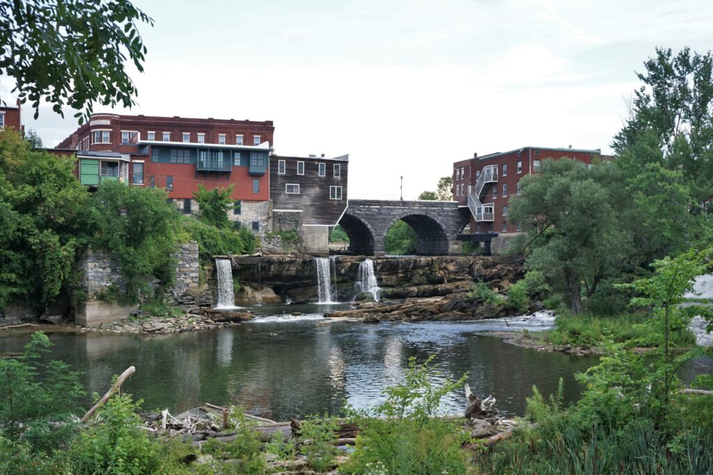 Otter Creek Falls in downtown Middlebury with very little water going over. Vermont whitewater kayaking